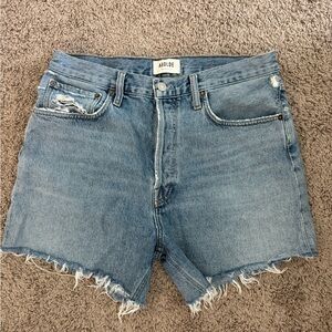 Agolde Riley shorts in snapshot